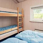 4 Star In Sjolund Дом отдыха *