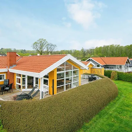 8 Person In Sj Lund Holiday home *