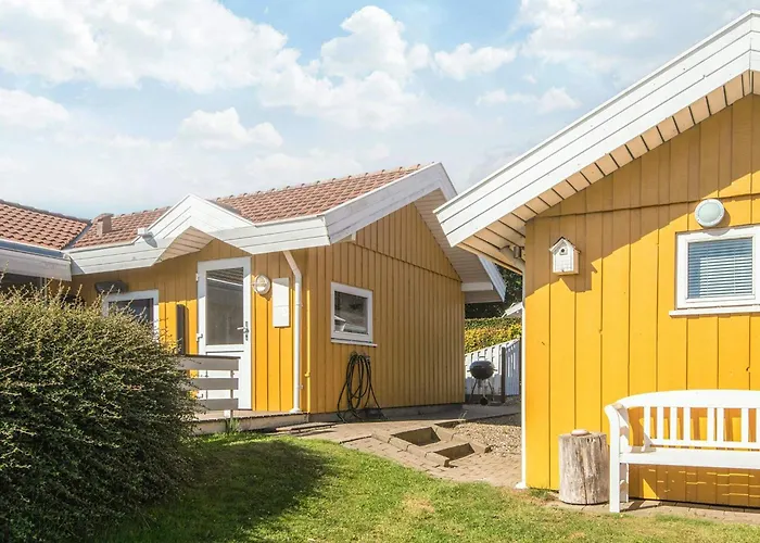 8 Person In Sjolund-by Traum Hejls